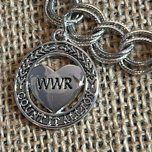 Premier Designs Award Bracelet - Picture 2 of 6